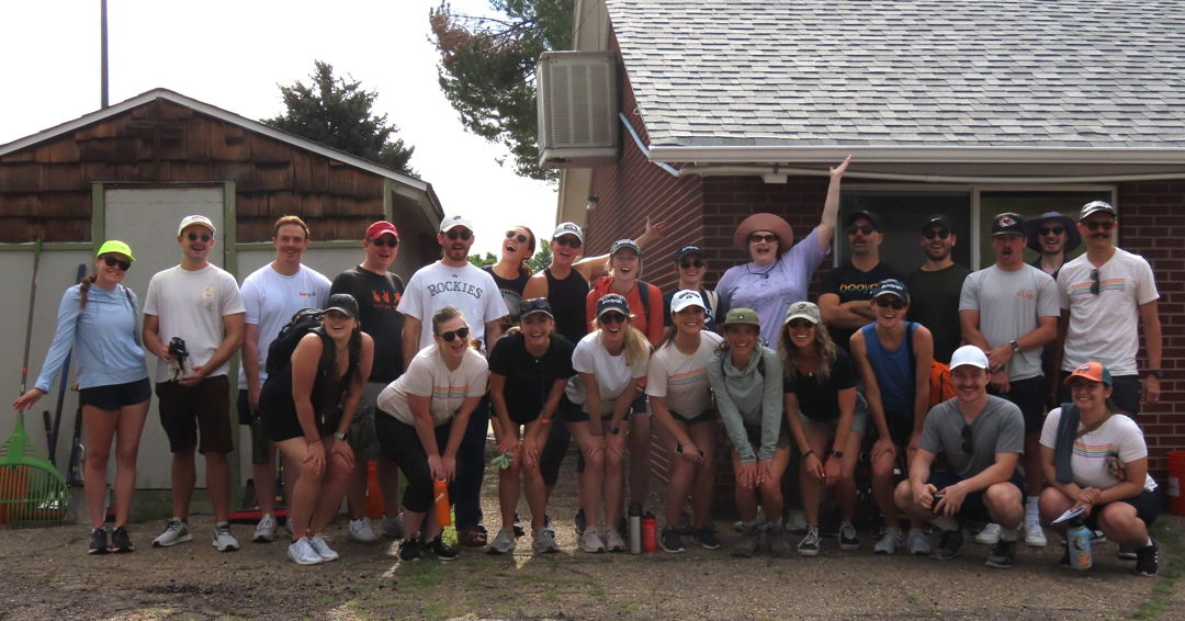 ecm_denver's tweet photo. The heat was on during today's Work Day! 🥵 

A huge thank you to our volunteers from @booyah_advertising and @ywmissions!

#extremecommunitymakeover #workday #denvervolunteers #helpingneighbors #socialimpact #dogood https://t.co/gTL1FULG15
