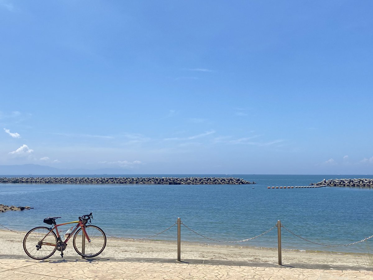 vivacenca's tweet photo. 走ってる🚲 https://t.co/2je3lsb69a