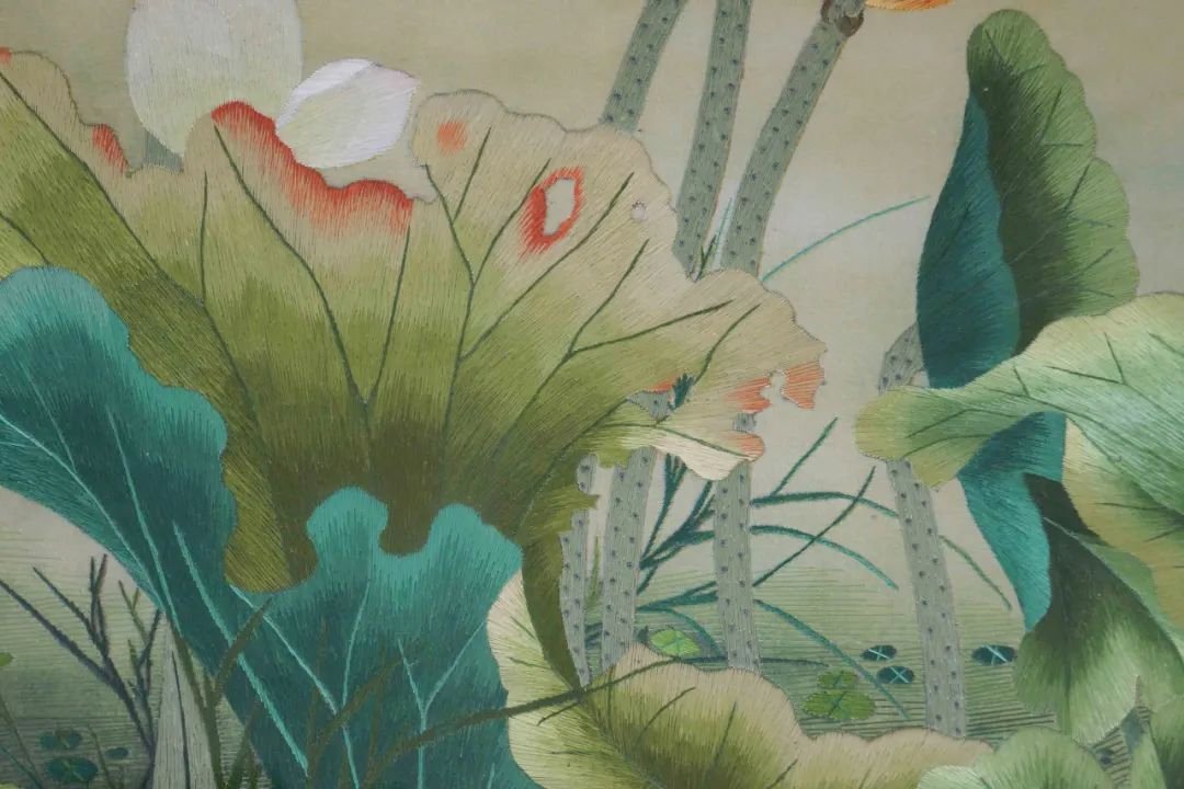 LoveYiwu's tweet image. Originating among the folk people, #ShuEmbroidery formed its unique characteristics: smooth, bright, neat and influenced by the geographical environment, customs and cultures.
#ChengduFISUGames  #Chengdu2021