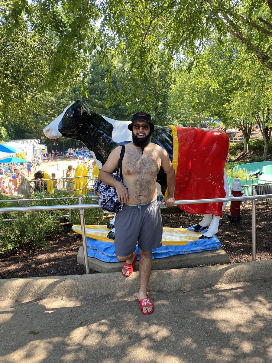 Buttimjoey's tweet image. Cow-a-bunga