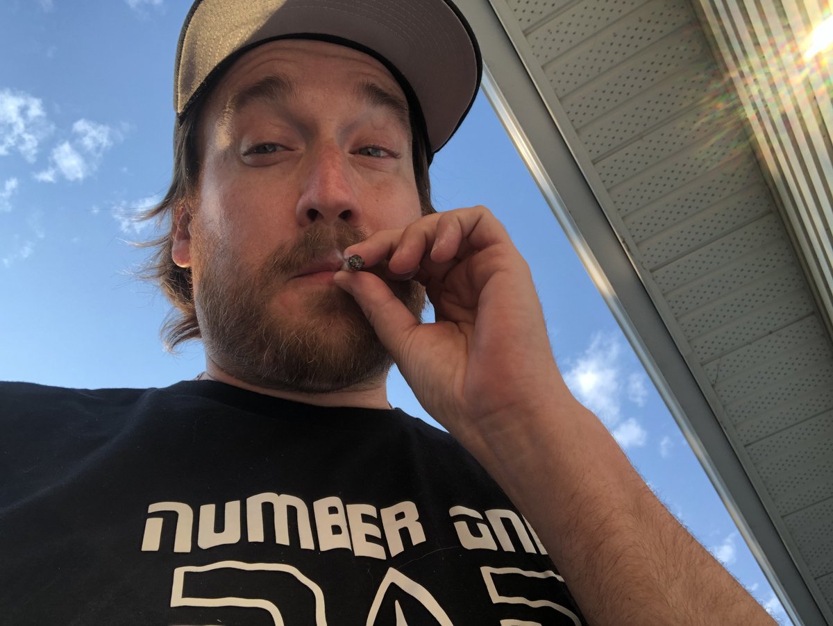 StonerDad 🇨🇦 tweet media