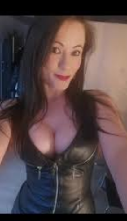 DoctorPeter0412's tweet photo. Calling anyone with taste, the delightful @vickipeachxx is back on days today at #xxxpandedtv If you want to talk to a sweet (and dirty) woman or you want to jerk your cock as if you were making love to her or fucking her cunt, don't miss out. #vickipeach #lovelygirl #xxxpanded https://t.co/0ldufuiq48