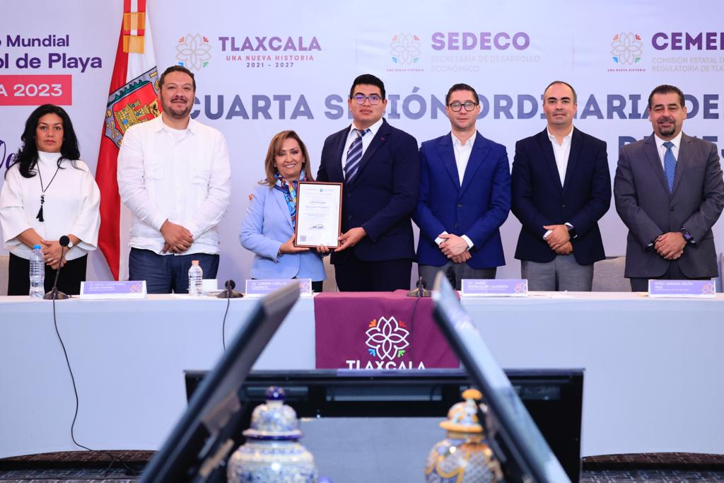 lineadecontrast's tweet photo. #Tlaxcala
Encabezó gobernadora cuarta sesión ordinaria del Consejo Estatal de Mejora Regulatoria
🧾✅Entregó seis certificados #SARE y #Prosare a #municipios
https://t.co/0X5t70iBBT https://t.co/ik0NGAhEFd