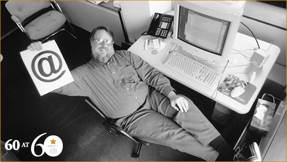 Idpeople ingat sama orang difoto ini ga?
Nah bagi yang udah lupa beliau adalah Ray Tomlinson, pencetus email. Tapi tahu ga sih idpeople kalau beliau juga pencipta simbol "@" pada 1971 untuk memisahkan nama pengguna dan host komputer dalam email!
#diidcolo #makelifeeasier #funfact