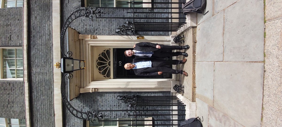 KassimJavaid's tweet photo. Amazing opportunity to discuss systematic fracture liaison services at no 10. Building the momentum with Craig @RoyalOsteoSoc for all decision makers to make visible their local osteoporosis care needs @ndorms @RCP_FFFAP @mikehodin @FF_Network https://t.co/FDQw23Hrd7