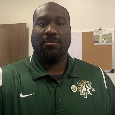 Coach_JarredS's tweet photo. #NewProfilePic https://t.co/e2xpILEOzG