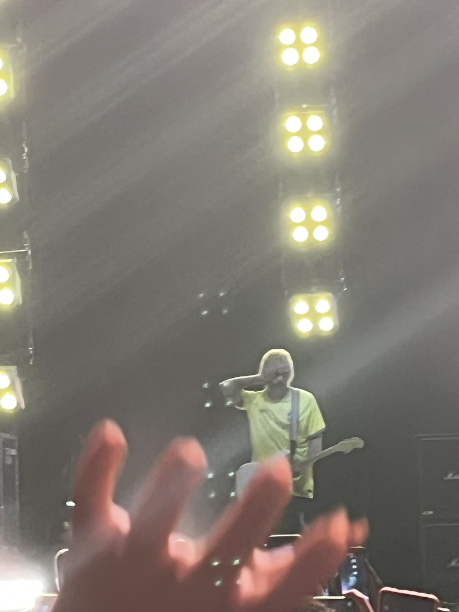 wiIdfl0wr's tweet photo. as fotos horríveis mas gente 😭😭 https://t.co/2GoGwlQKvl