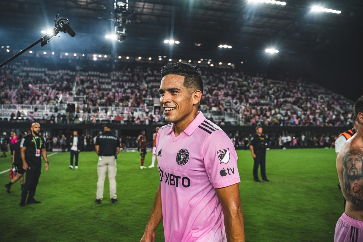 Victor Ulloa tweet media