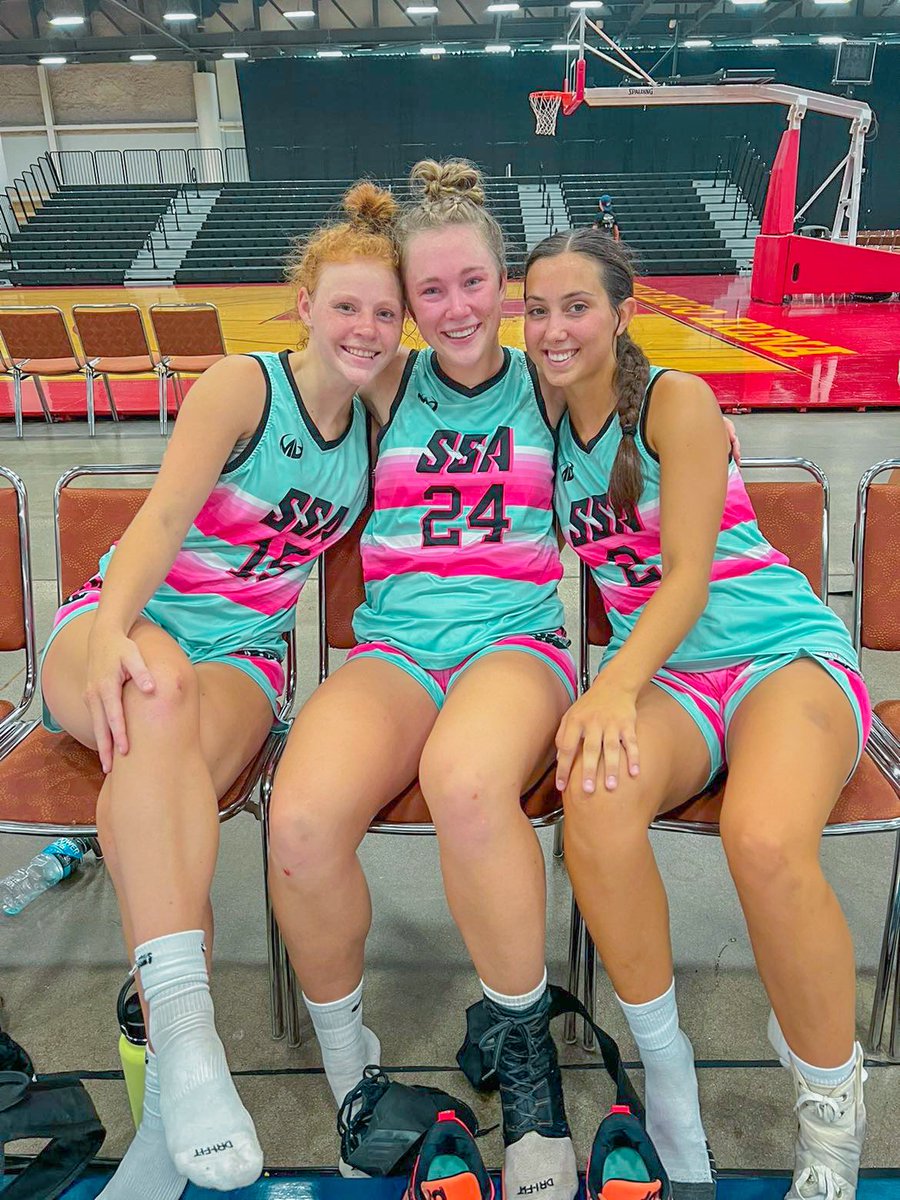 Maggie Toerber tweet media