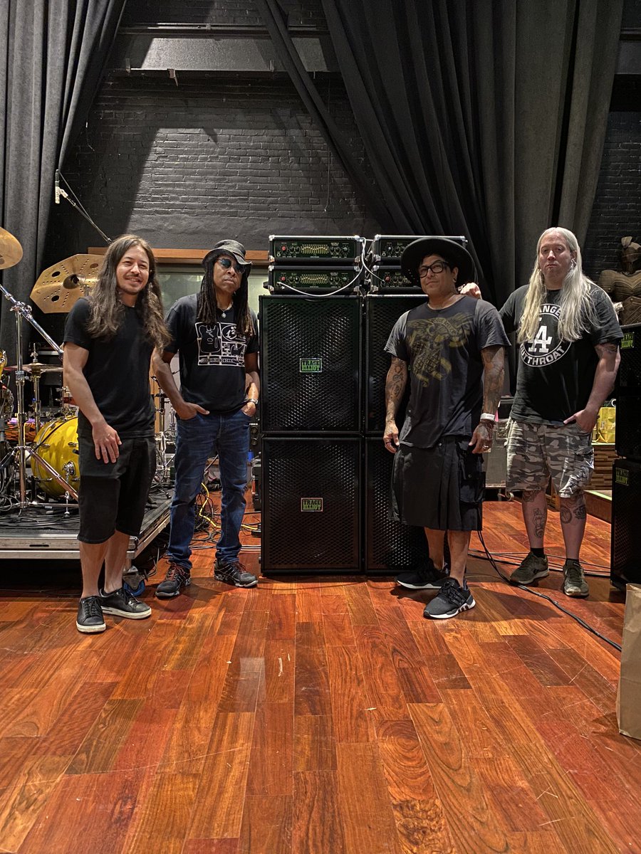 DougWimbish's tweet image. And we’re off!! 🚍
@LivingColour hits the road on our US Summer Tour with @ExtremeBand + our own headlining shows!
Tour kicks off tomorrow, Wed 7/26 in Washington DC for a sold out show @TheAtlantisDC
@vurnt22 @RevDaddyLove @WillCalhounDrum