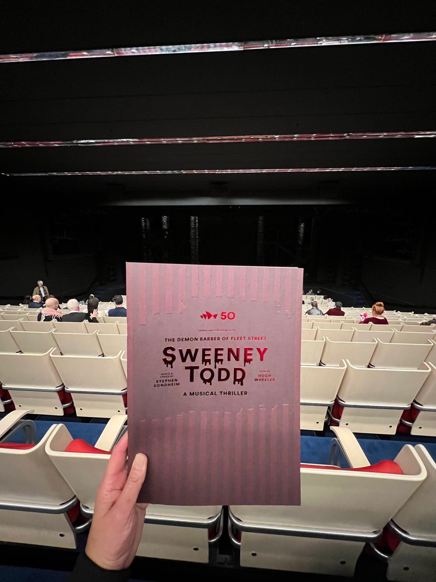 TaroMitsumori's tweet image. #SweeneyTodd #chookas #openingnight #sydneyoperahpuse @sydoperahouse (@ Drama Theatre in Sydney, NSW) swarmapp.com/c/7Hh2R0ySOVN