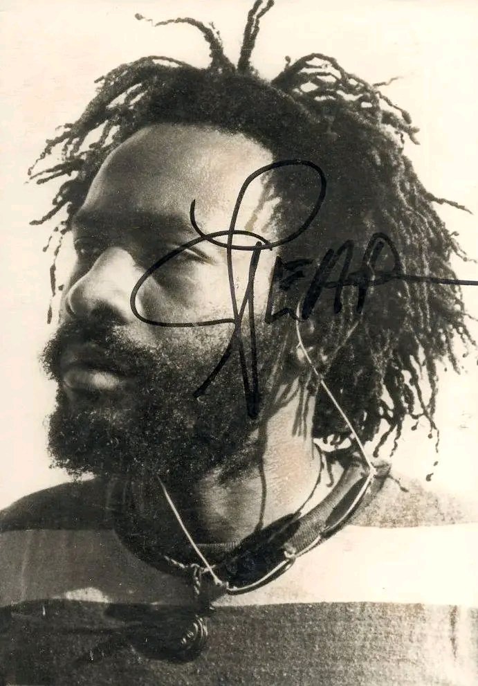 Burning Spear - Slavery Days [1975]

📽: youtu.be/KVaWIOagJi0