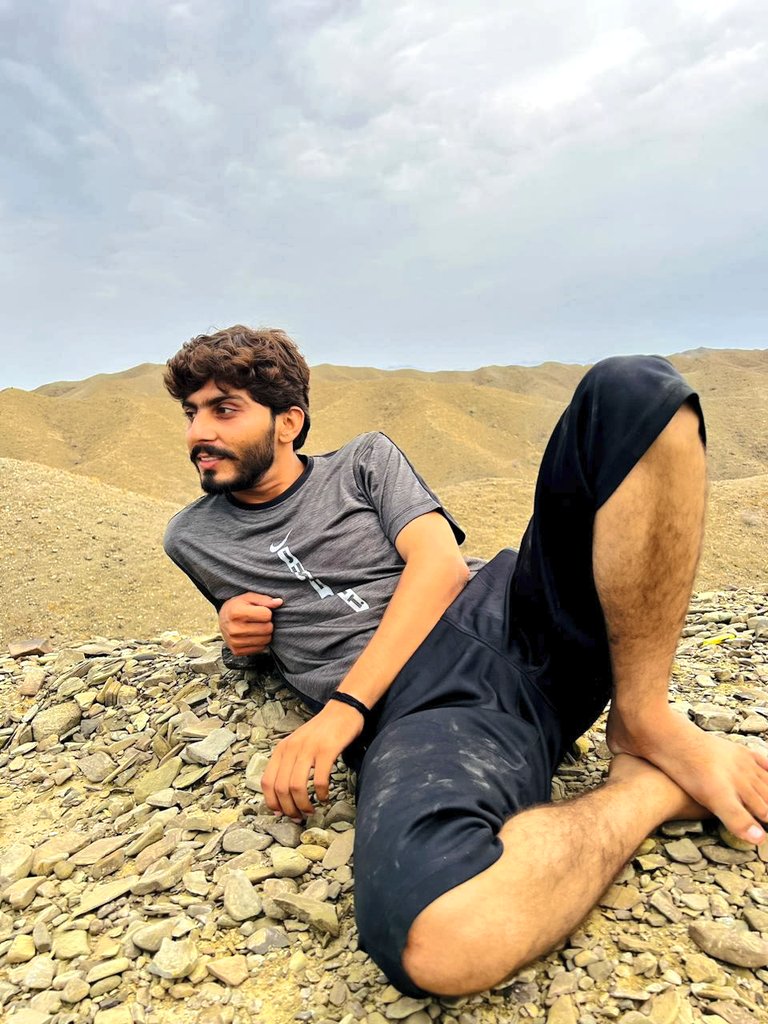 Atif_abidbaloch's tweet photo. بہشت ءُ نُور ءِ گلزمین
منی زمین
کہ زندگی توئے
کسےکہ یل بداں ترا کجا برو؟ https://t.co/M6WpEh4BBy