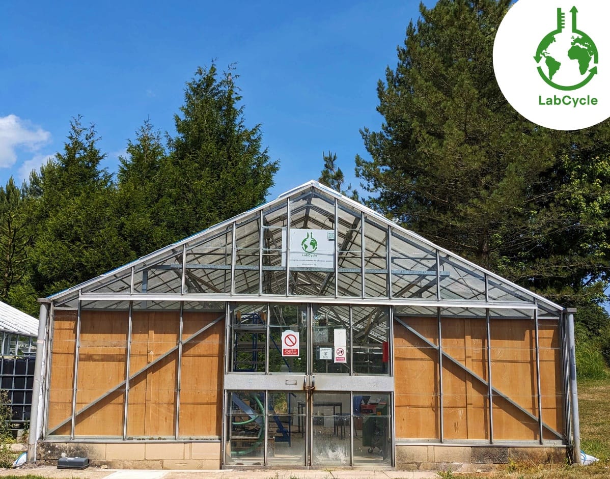 LabCycleLtd's tweet image. NEW FACILITY!📷
In May, we moved into our new home at the @UniofBath. Acting as our primary R&amp;amp;D hub/pilot plant, this will enable us to refine our patent-pending technology and facilitate various valuable collaborations. 
#plasticwaste #Recycling #labplasticwaste #circulareconomy