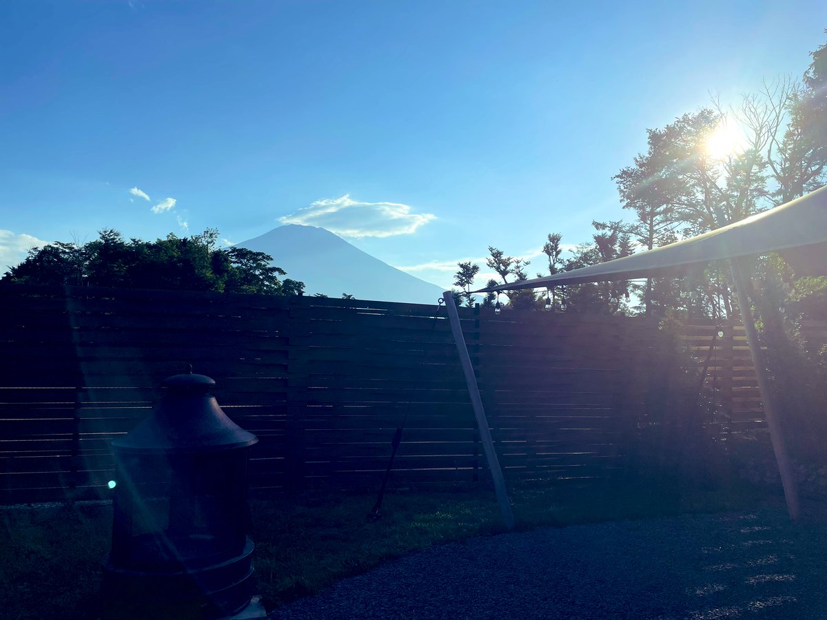 s04586's tweet photo. キャンプしてリフレッシュ出来た🙂 https://t.co/JBMIeh8gQM