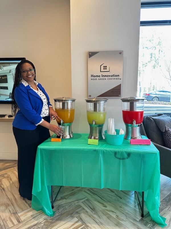 What better way to celebrate National Tequila Day than with margaritas!

#NationalTequilaDay #WeLoveOurResidents #LoveWhereYouLive #GlennPerimeter #Community #SandySpringsGA #AtlantaApartments #ResidentEvents #Margaritas