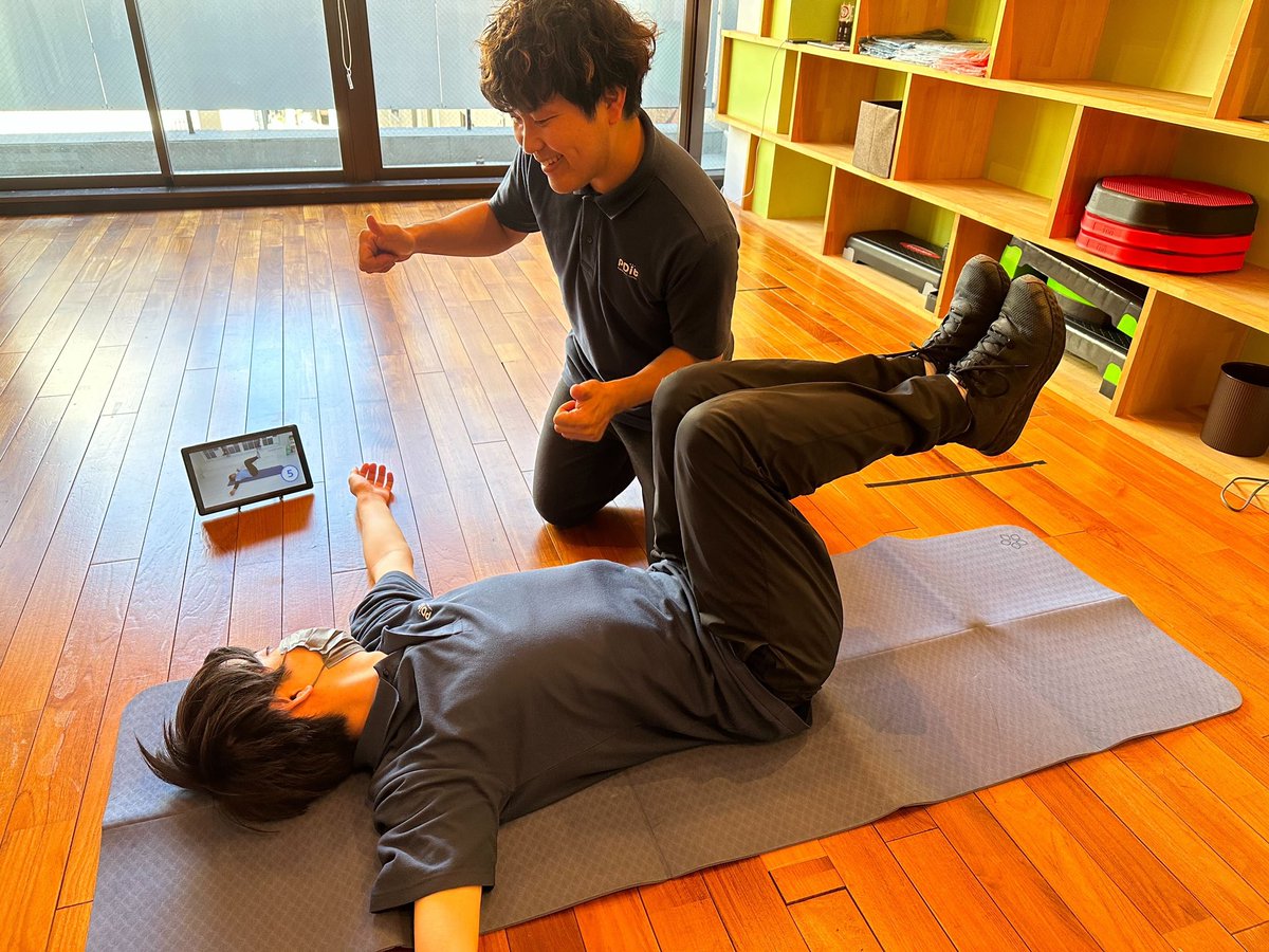 ogawa_junya's tweet photo. パーキンソン病の講演会すると、どんな運動を指導したらいいのか分からないって良く言われます。
そんな方にも役に立ったらなーと思いPDitオンライン作りました。
動画で分かりやすく指導が出来ます。お互いにとっていいモノになっていったらいいな。
#pdit https://t.co/jgHTCWLWj2