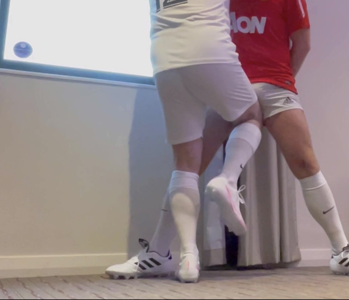 guyskickmynuts's tweet photo. New vid “Punting Footie” now live:
https://t.co/D59ZCJWzf4

Go check it out… https://t.co/2Q4QFTcktX