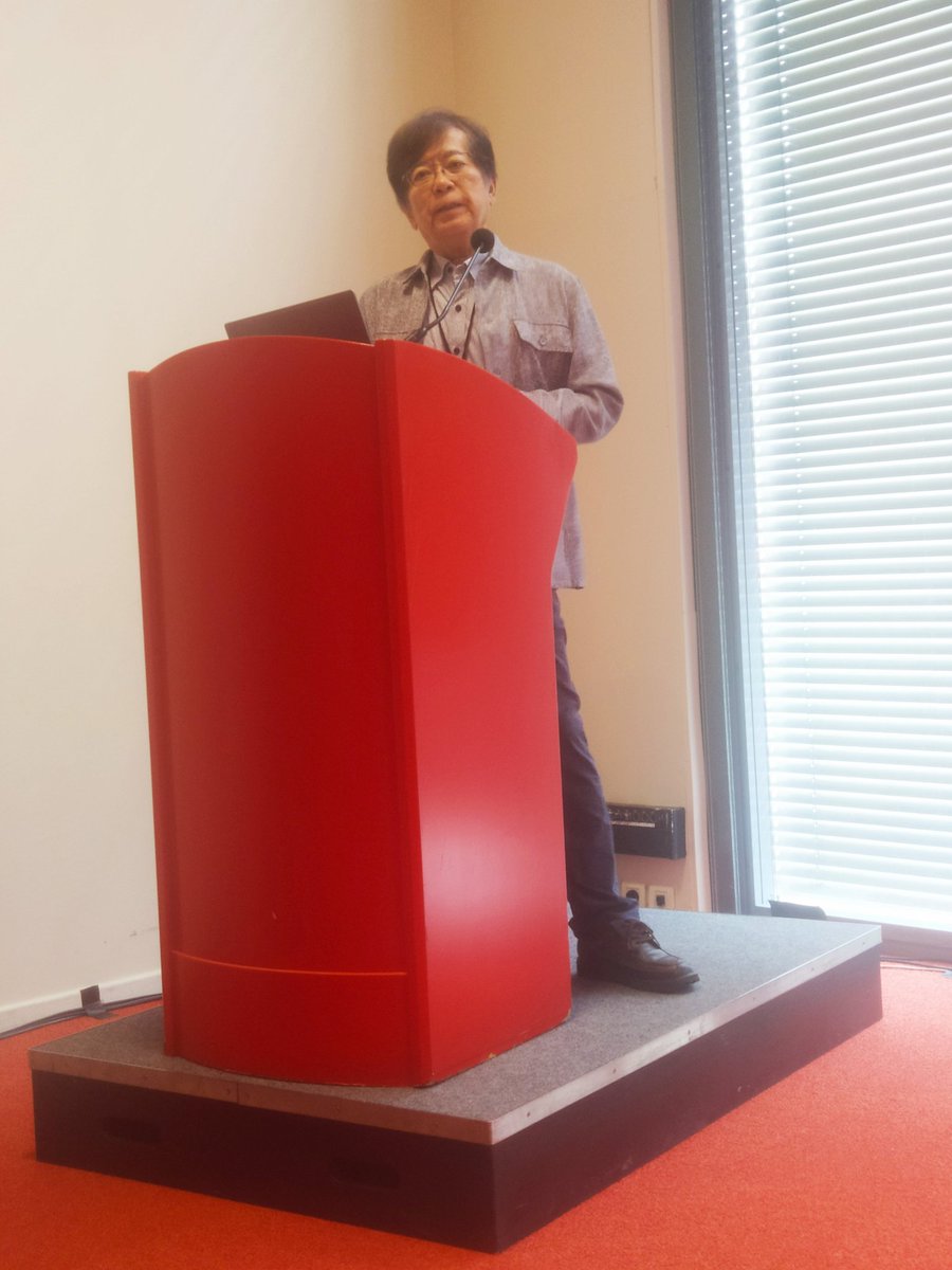 HFSP's tweet photo. #HFSP special sessions at #ISMBECCB2023 started with a talk about databases for a sustainable society by #minorukanehisa! If you're not physically at the congress, watch the sessions online at https://t.co/RAjQ4BzLgX Keep tuned! https://t.co/ANw7npy3jo