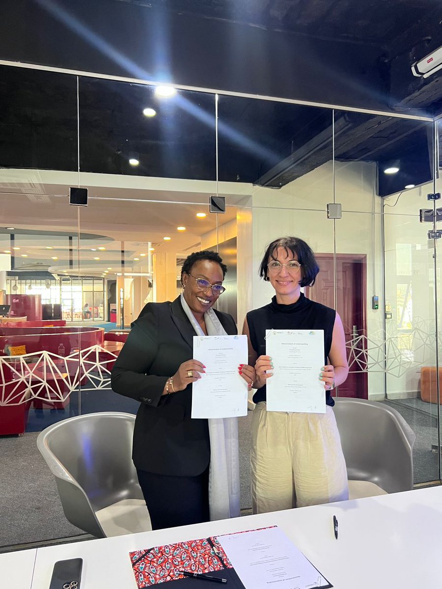 PSF_Specialized's tweet photo. .@SekamanaTherese further penned an agreement with @giz_rwanda through its Project of Digital Solutions for Sustainable Development (DSSD) in collaboration with the Ministry of ICT, to build the digital literacy capacities for Women, Youth &amp; PWD entrepreneurs. https://t.co/k4oGKgpKQa