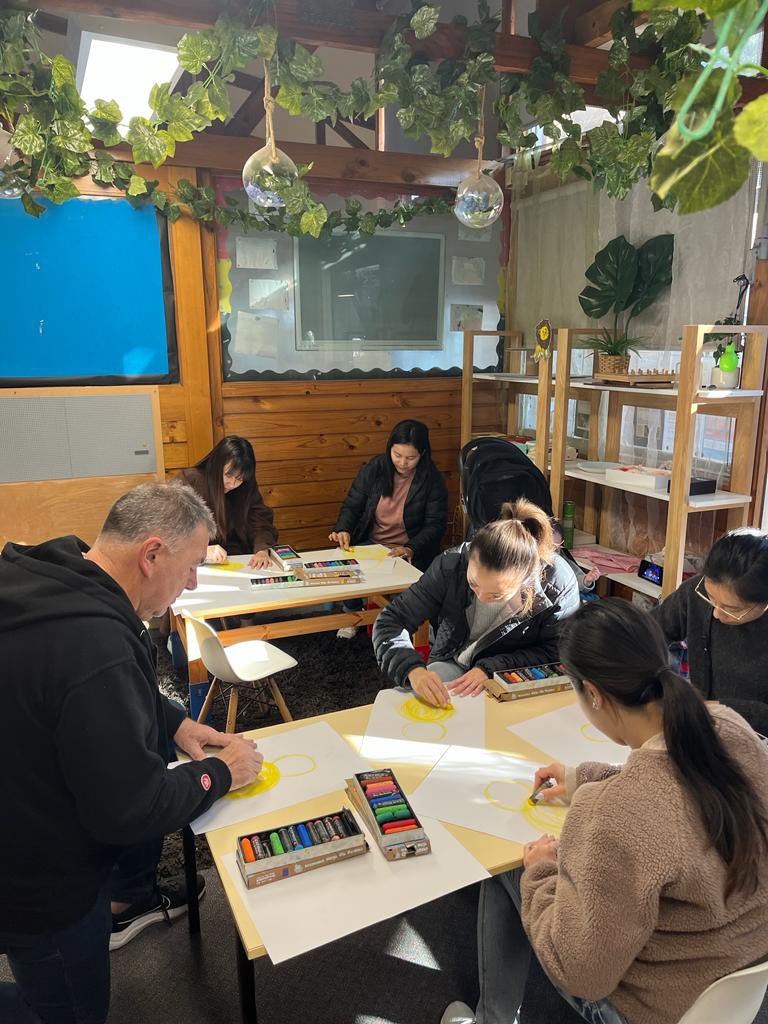 Our weekly preschool family art class with teaching artist Mr Fry provides opportunities for parents/Caregivers to connect with each other through colour, texture, shapes, lines and inspiring images. <a href="/LansvalePS/">Lansvale PS</a> #DoEPreschools