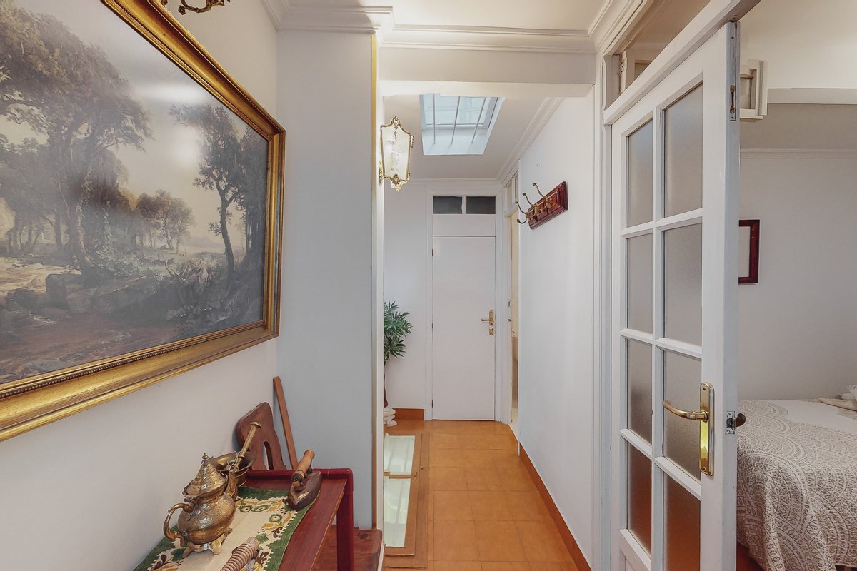 Inmo_DDC's tweet image. Si estás buscando tu nueva #casa en un pueblo un pueblo histórico y a 45 min. de #Pamplona, descubre esta oportunidad 😍

Una #unifamiliar muy especial situada en la Calle Mayor de #LosArcos, con dos plantas, dos entreplantas y el precio perfecto para que la #reformes a tu gusto.