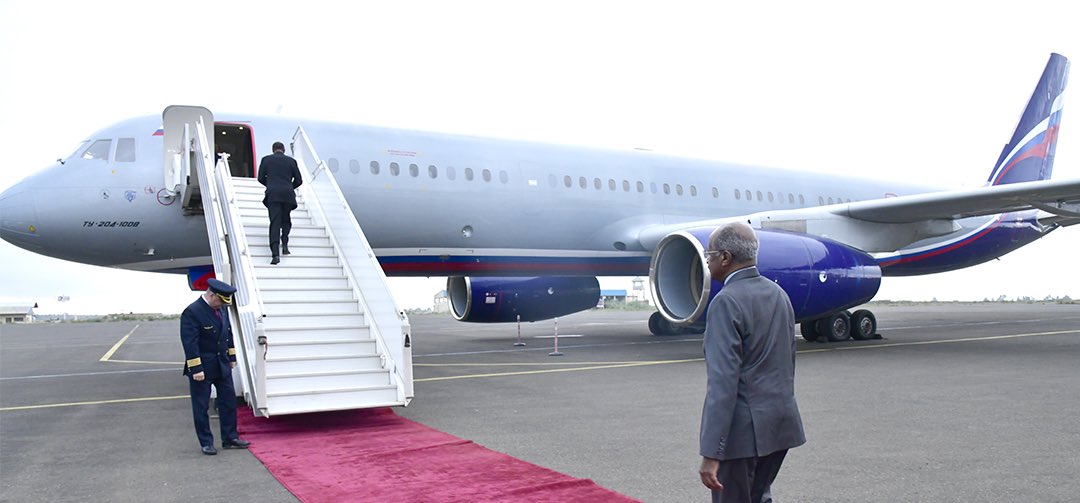 itsEritrea's tweet photo. On the invitation of Pres. Vladmir Putin, Pres. Isaias Afwerki has departed to the Russian Federation in the morning hours today to participate at #Russia-#Africa Summit. 🇪🇷 🇷🇺 https://t.co/7oqBZdfXv4