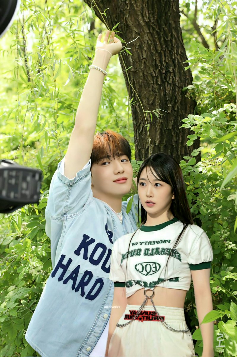 luvbearries's tweet photo. Behind the scene 🍃

—#bearries https://t.co/QXqfdRP2QA