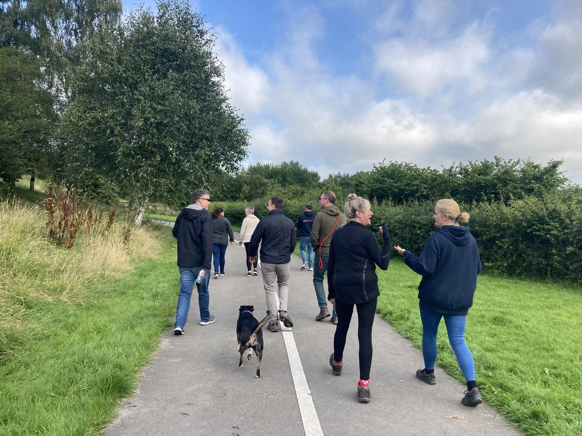 lindsaynoble's tweet image. Our second #netwalk took place yesterday around @KingswayBPM62 with more businesses joining @InvestRochdale to network and connect in the fresh air &amp;amp; sunshine 😎

🔢 2.95 miles, 6300 steps, 57mins
#networking #Rochdale