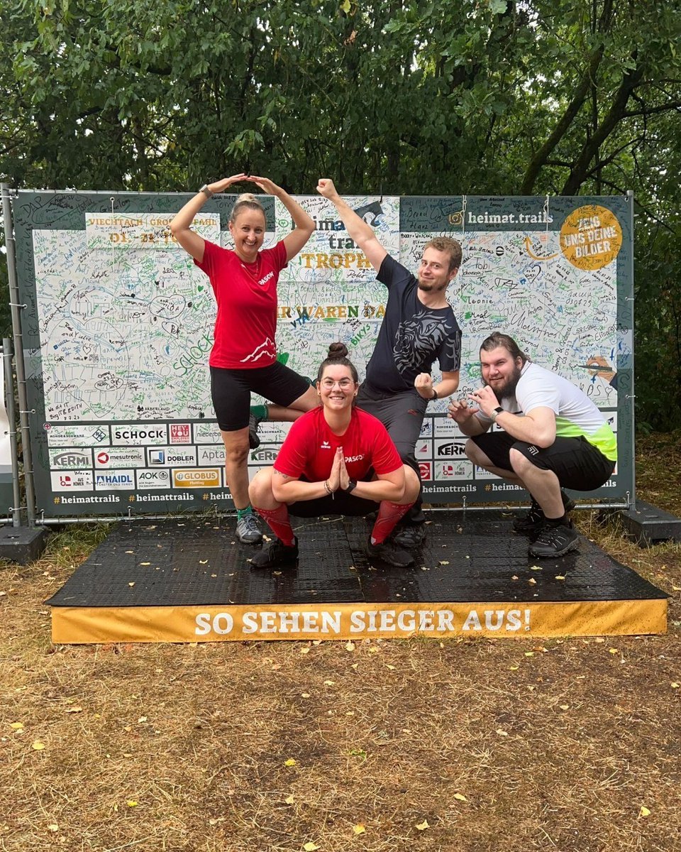 pascom_net's tweet photo. uuunnnnd der 3. Trail wurde von unserem #TEAMpascom bei der diesjährigen #HeimatTrailsTrophy gemeistert.
#htt2023 #run #walk #grosserphal #deg #deggendorf #viechtach #sportevent #sport #fitness #voip #cloudtelefonanlage https://t.co/Ia4M9zWmkH