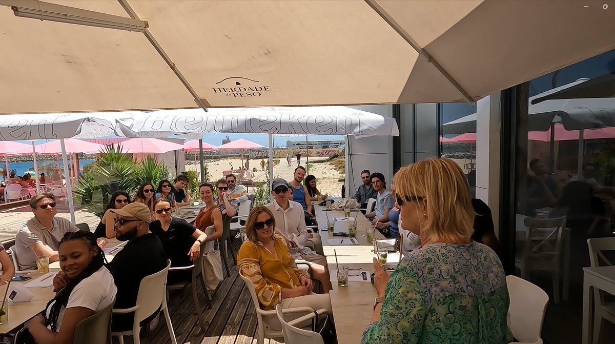 Fourtold tweet media