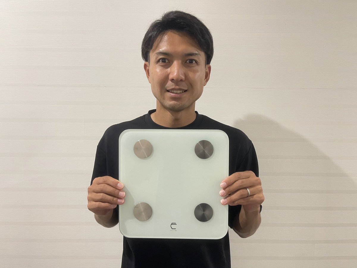 katallertoyama's tweet photo. #エーティーワークス  様　@ATWORKS_Inc より体重体組成計　#FEELLINE　@feelline_atw を提供頂いて、選手は毎日のコンディションチェックに活用しています💪✨

今週末もアウェイ🛩
🆚#鹿児島ユナイテッドFC
ご声援よろしくお願いします‼️

#カターレ富山 https://t.co/5z2f4LdBHh