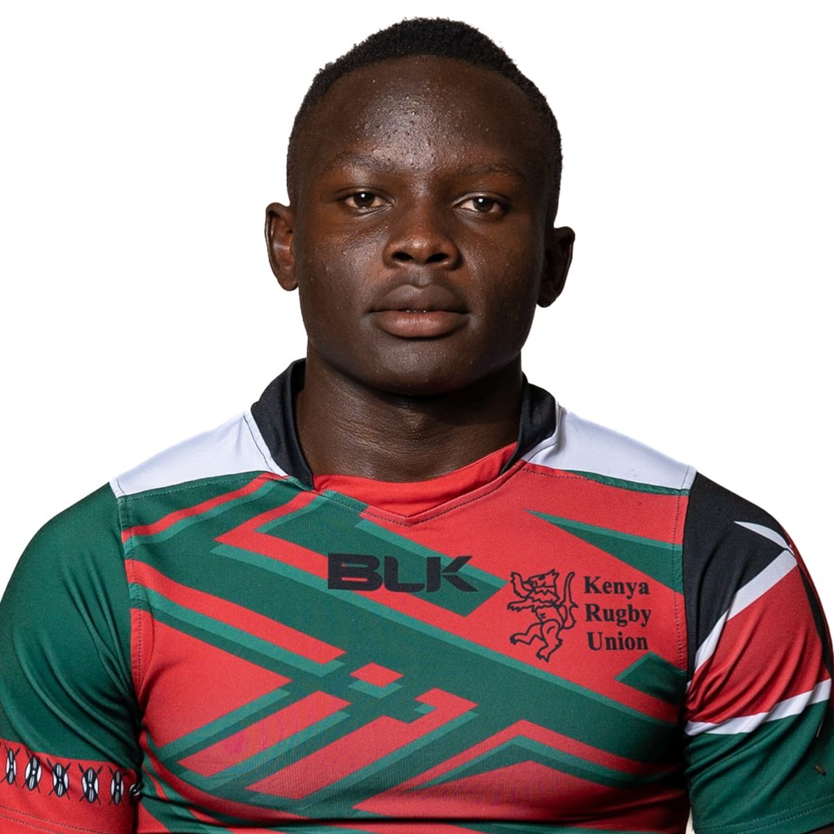 MichKatami's tweet photo. Chipu winger Victor Odhiambo sat for exams jana morning before joining team 🇰🇪 for Hong Kong game, Victor is studying Bachelor Of Business IT at @StrathU 

He plays for @strathmoreleos &amp; is the National 7s Circuit top try scorer after 2 rounds. #WorldRugbyU20 

📸/ @OfficialKRU https://t.co/lGs1llmg0t