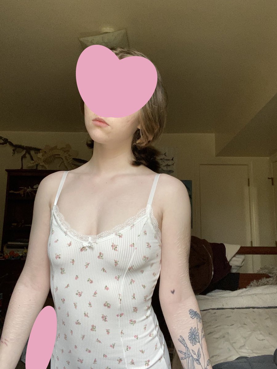 ryryebread's tweet image. i might regret this but guess my bmi (no cheating)