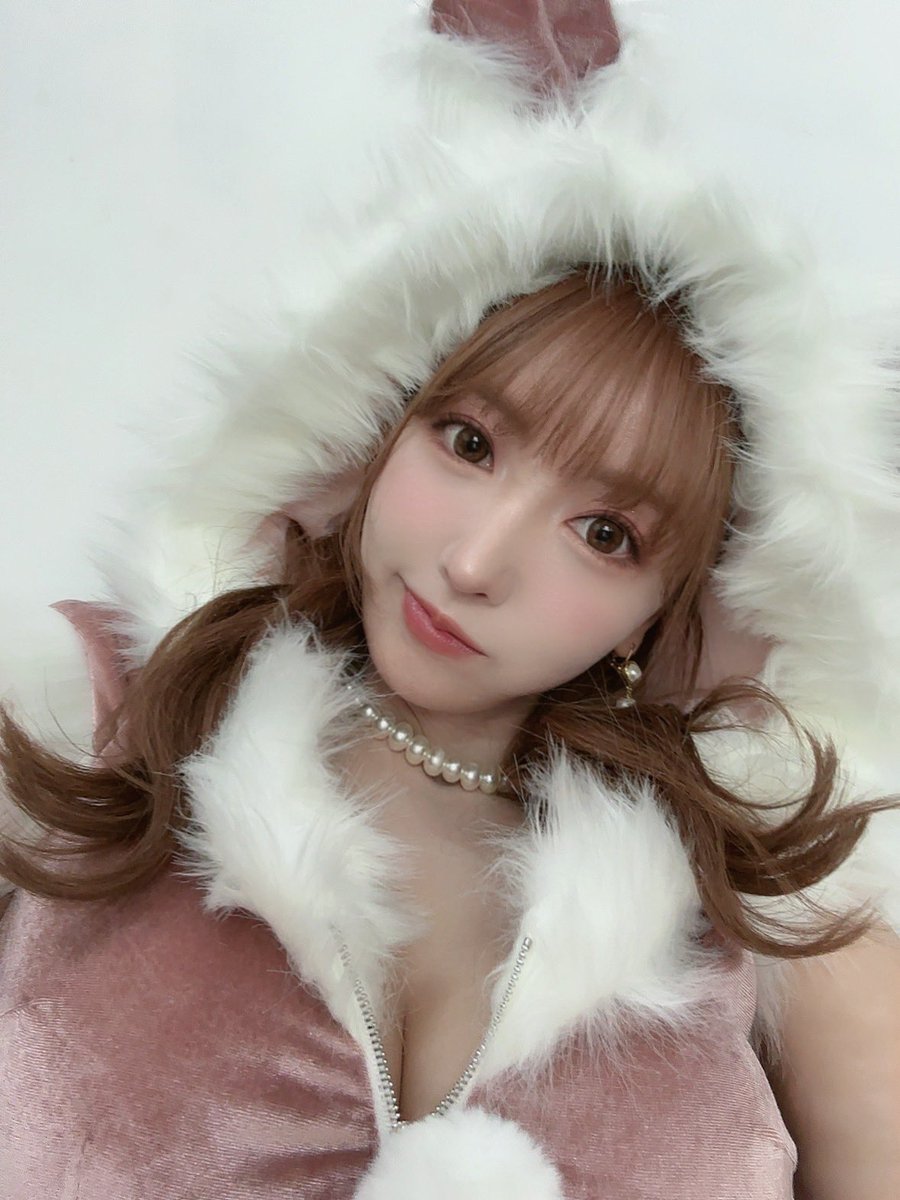 yua_mikami's tweet photo. 飼ってください https://t.co/afFA7MpS0j
