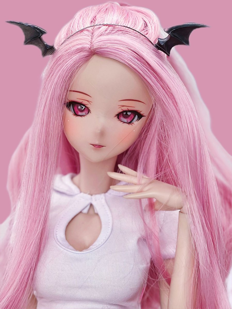 therealmoftoys's tweet photo. 🦇 #smartdoll #anime #animegirl #bjd #doll #dannychoo #cute #style https://t.co/KoFJfWSmWn