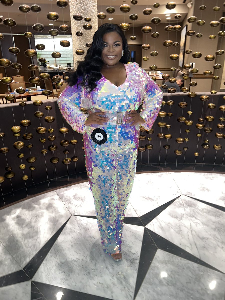 thatssoshailyn's tweet photo. Redefining what it means to be “built like Barbie” Miss Plus America 2023 https://t.co/EsUE036YOW