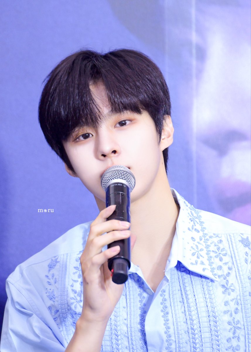 𝐦❄︎𝐫𝐮 tweet media