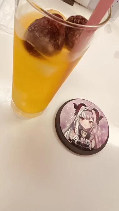今日はコラボカフェへ行きました。
ノート見ました。最高か 