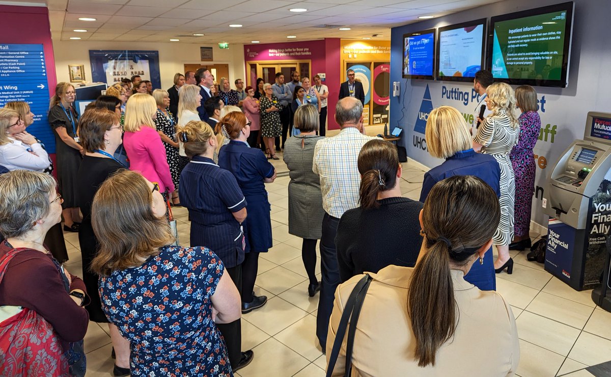 Yesterday at Stand up we heard from colleagues across the surgical division on improving theatre utilisation through the use of huddles to improve communication &amp; how timely diagnosis to treatment in laryngeal surgery has impacted patients #UHCWi