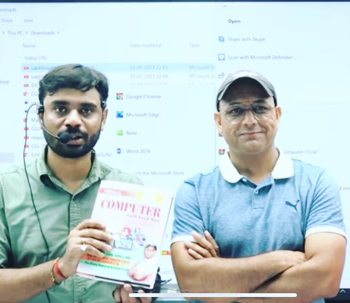 labhsinghnain's tweet photo. बुक भेंट पर
एक बेहतरीन क्षण Maths धुरंधर, Indian sensation Aditya Ranjan Sir के साथ।
Rankers' Gurukul #labhsinghnain #rankersgurukul #adityaranjansir #haryana #delhi #ssccgl #cglcomputerbook https://t.co/z5VnR1XGQL