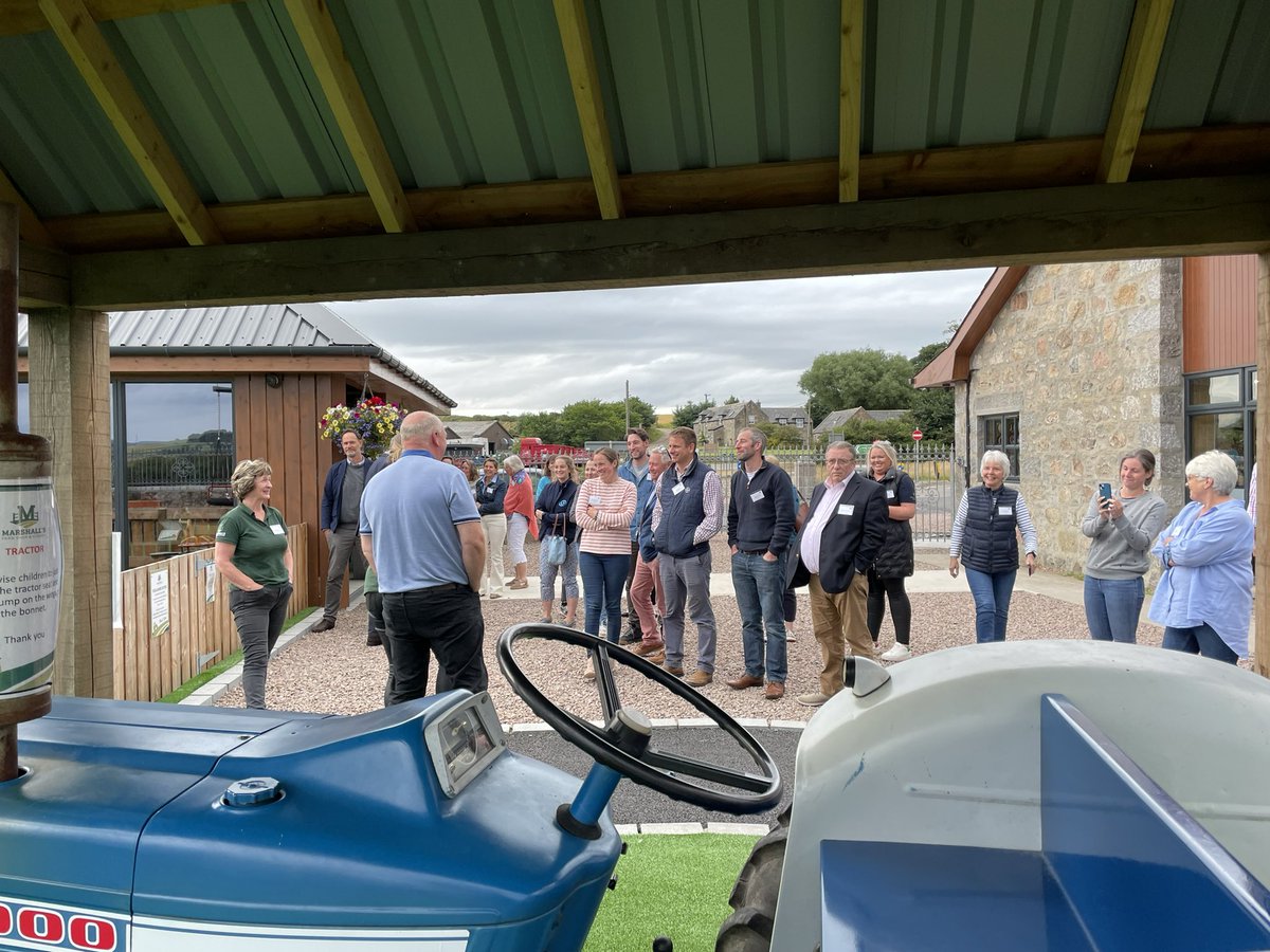 Caroline Millar tweet media