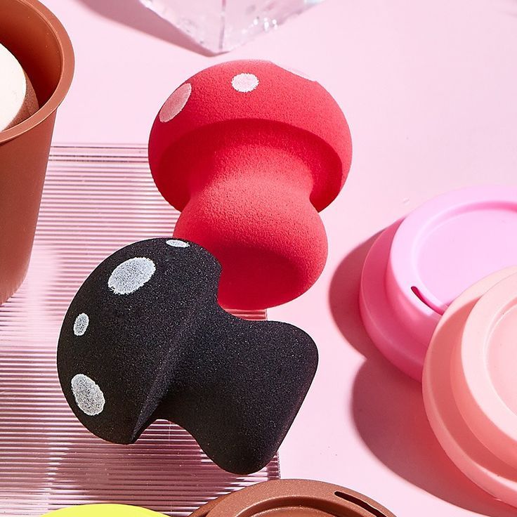 mushroom makeup puff
#makeuppuff #cosmetics #manufacturing  #customization