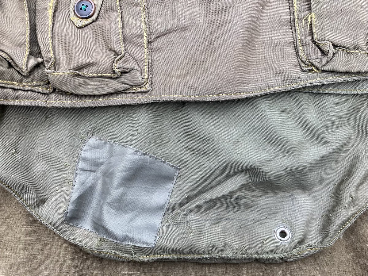 Codliver_SY3's tweet image. 写真の6Б5手放そうと思ってるけど
3万くらいで欲しいオタクおる？