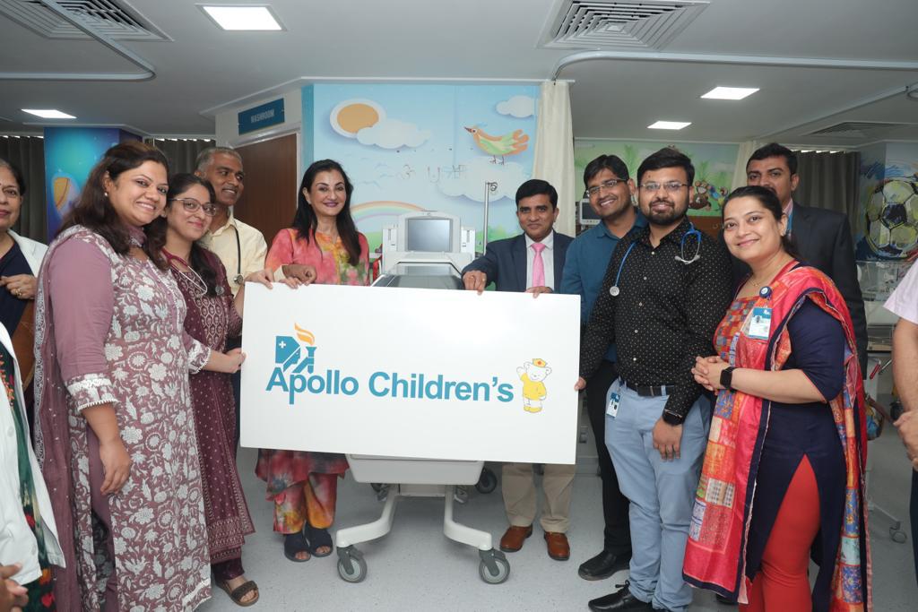 Manjula_Pooja's tweet photo. Inaugurated the Pediatrics Intensive care and Pediatrics Retrieval unit at Apollo Hospitals, Ahmedabad.
#hospital #inauguration #ApolloHospitals #ahmedabad #MPS #manjulapoojashroff #Kalorex