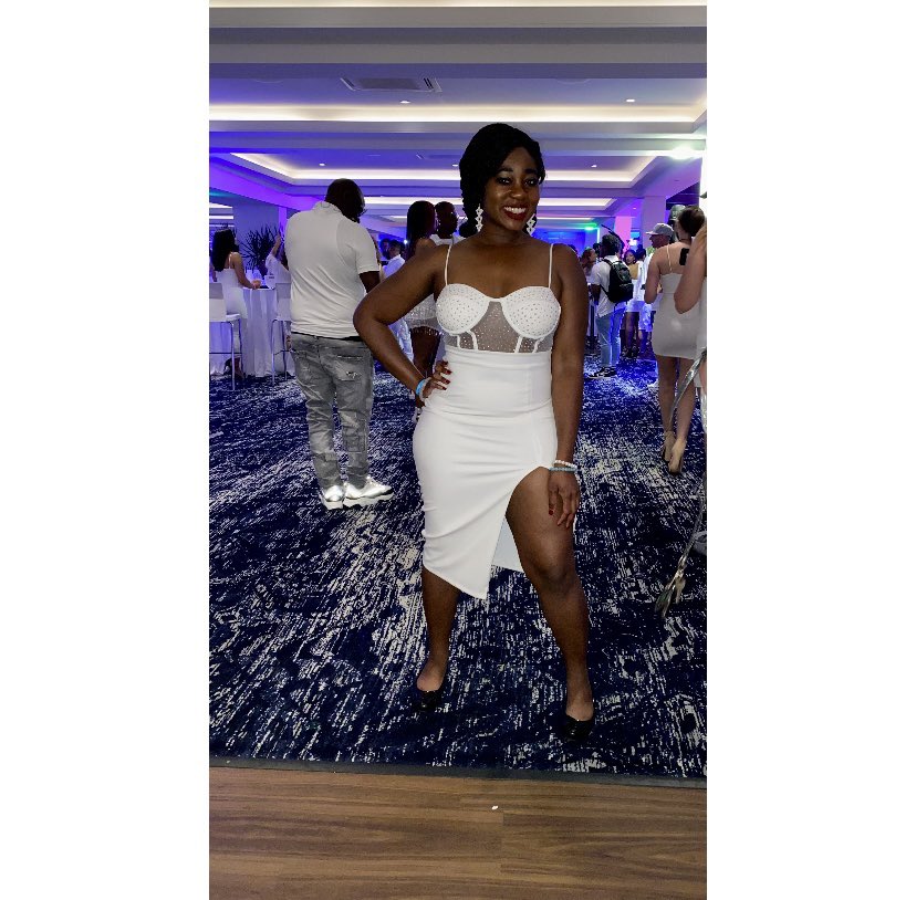 simonejnews's tweet photo. 💫 SHINE 💫 is my favorite color… 🤍🫰🏾
We were #AllWhiteEverything for Joe Mixon & Gary Owen’s celebrity studded birthday bash this week. 

Here’s some outtakes 📸📷👇🏾. 
#JoeMixon #GaryOwen #birthdaybash #allwhiteparty2023 #shefancy #formaldress #stunners #partyshots #instadaily #publicaffairs #CincinnatiBengals