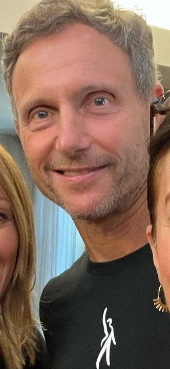 scandalphile's tweet photo. Heart fucking eyes my activist striking bae! ππ₯π₯° #tonygoldwyn #scruff #baeonly π https://t.co/0FUpBNZIQ2