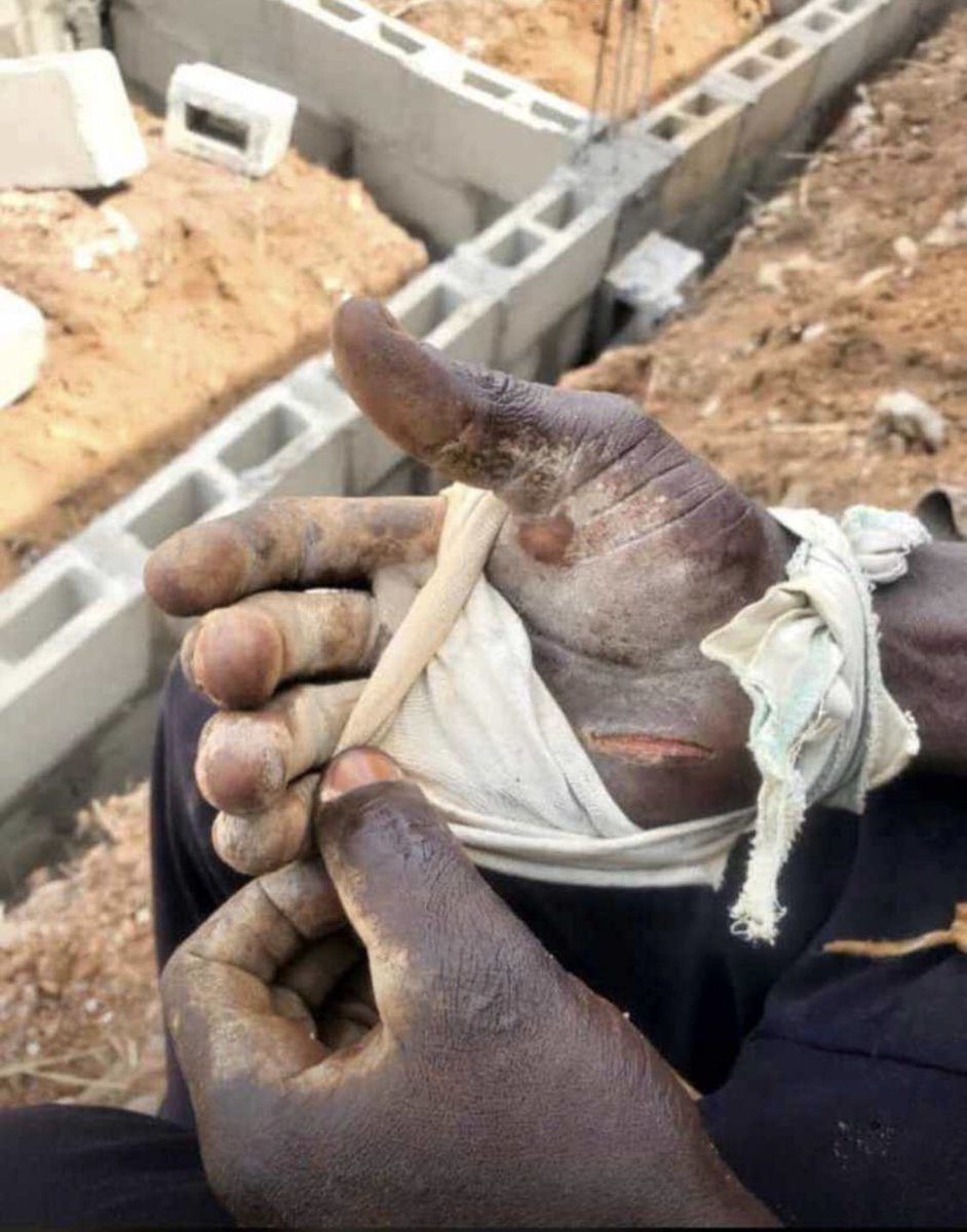 AbbaM_Abiyos's tweet photo. Hausa people believed that; Legit N100 is far better than illegal N1 million. Northerners never cares about illegal lucrative hustle they always choose halal way to get legitimate earning.

Proudly Hausa man❤️💪✅ https://t.co/hR8LLSxRGj