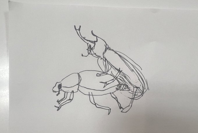 お仕事暇すぎて落書きしてる 