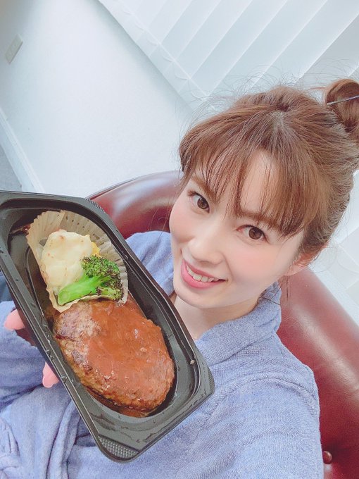 今日はお仕事だよ✨ https://t.co/5GHlU1PvGi<a href="/tag/%E5%8A%87%E5%9B%A3freesize"class="tags"><span>#劇団freesize</span></a><a href="/tag/%E3%82%B7%E3%83%A3%E3%83%83%E3%83%95%E3%83%AB10"class="tags"><span>#シャッフル10</span></a>